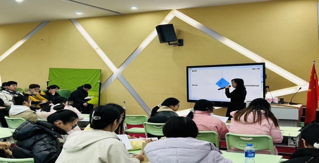 “共享智慧，点亮课堂”——beat365官方网站与beat365官方网站附属小学联合教研