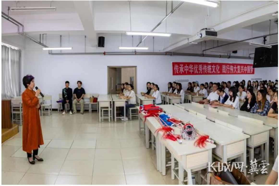 《冀云》——beat365官方网站：“新时代 新家乡”主题思政课 探索思政课“新的打开方式”