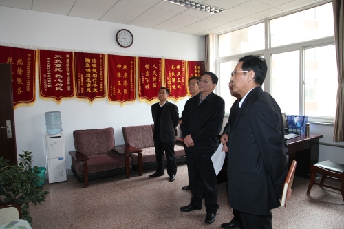 唐山市委常委、政法委书记刘建国来beat365调研