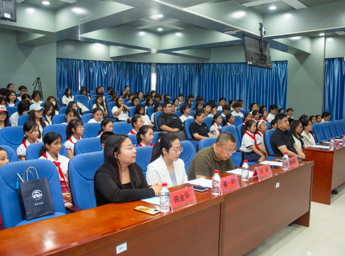 “蓝色未来·海洋之约”beat365官方网站第一届海洋文化节正式开幕