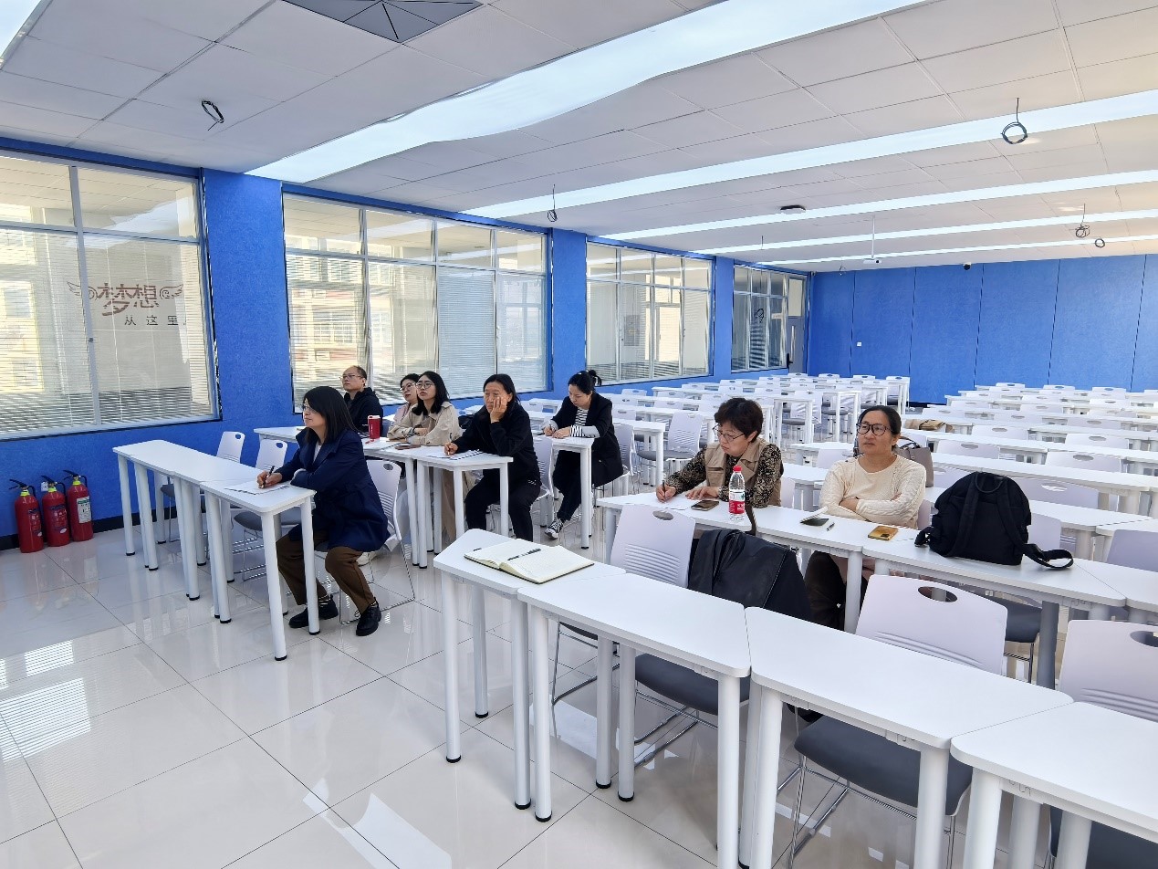 数学与计算科学学院开展师范生教育实习远程指导活动