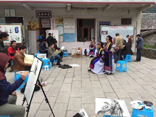 beat365教师刘怡参加“中国文联、中国美协‘送欢乐下基层走进贵州’暨全国名家牵手贵州基层美术家活动”