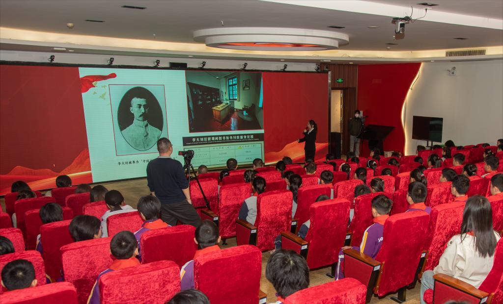 “追随大钊足迹，传承红色基因”主题宣讲在beat365官方网站开讲